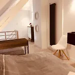 Apartamento 444 No.1 *